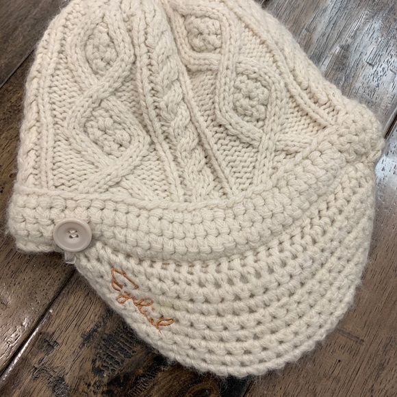 Ezekiel cable knit beanie - Picture 1 of 4